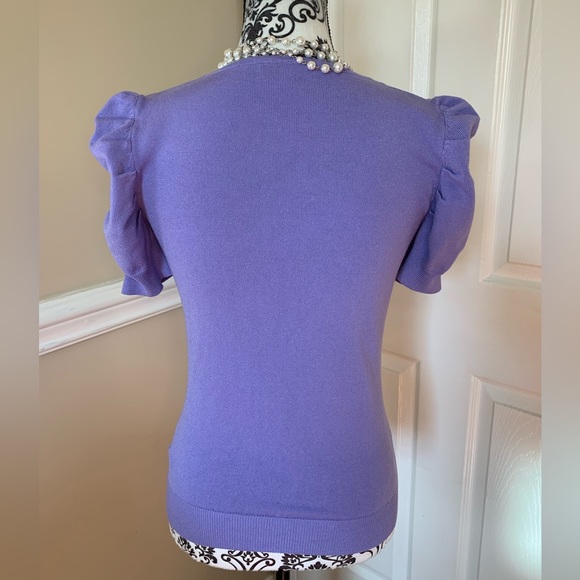 Joseph A. Beautiful women’s sweater, short, puff sleeves, size small. - Picture 4 of 9